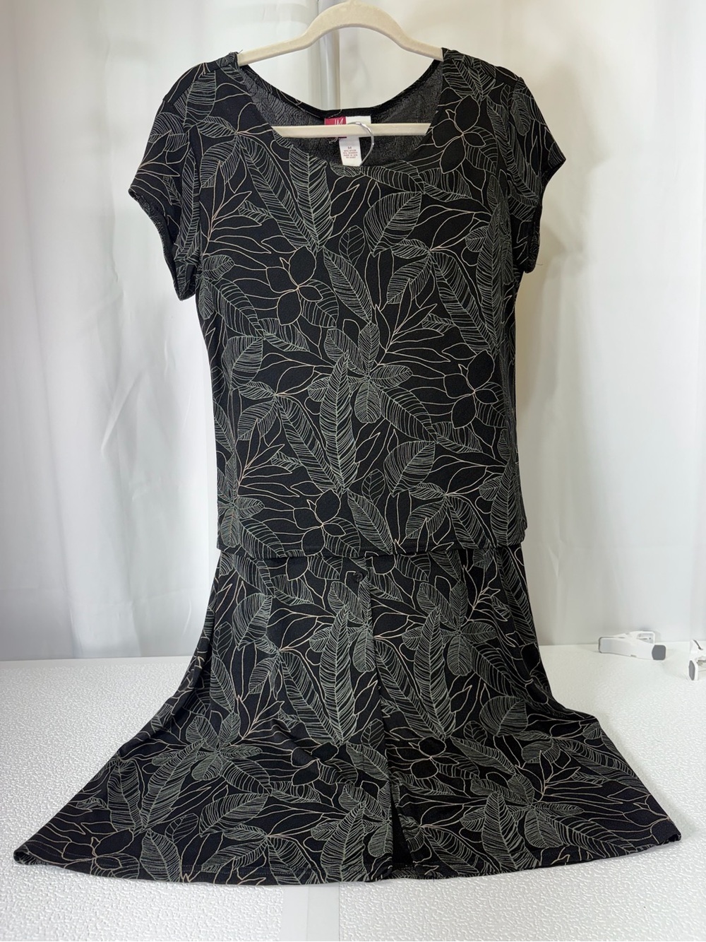 JM Collection Black Leaf-Print Midi Dress 3182